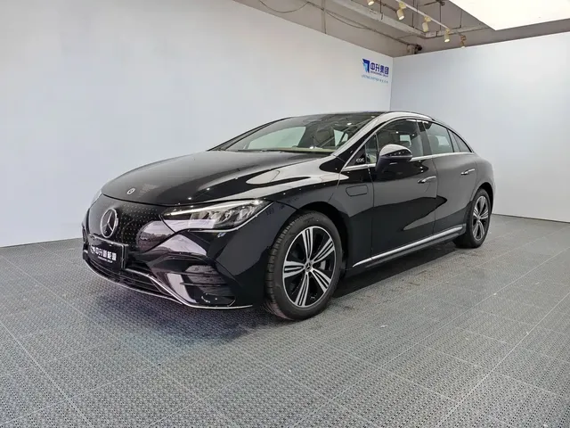 Mercedes-Benz EQE 2025 500 4MATIC Pioneer