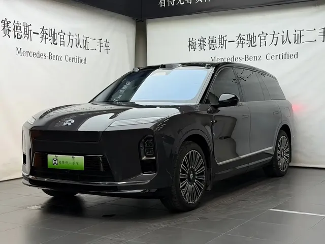 NIO ES8 2025 Model 6-Seat Executive Luxury Edition