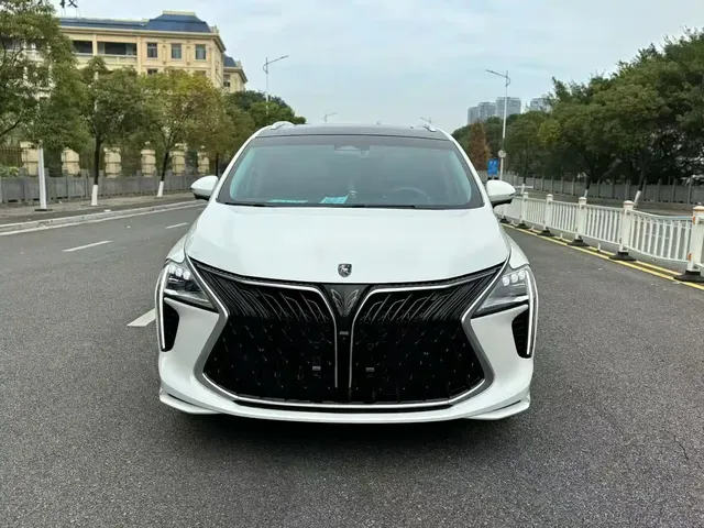 Dongfeng Fengxing Yacht 2022 1.5T DCT Wave Chaser Edition