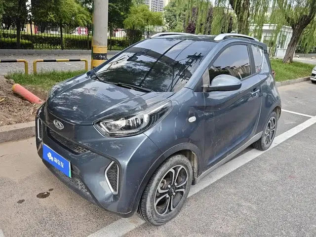 QQ New Energy Little Ant 2021 200K Fans Edition Talent Version (NCM Battery 301km)