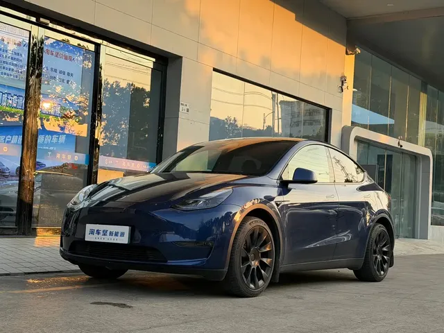 Tesla Model Y 2022 Facelift Long Range All-Wheel Drive Version