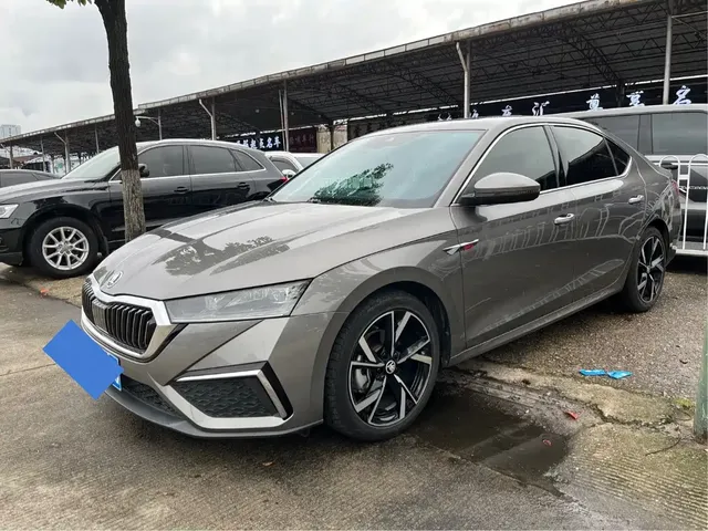 Škoda Octavia 2022 PRO TSI280 Luxury Edition