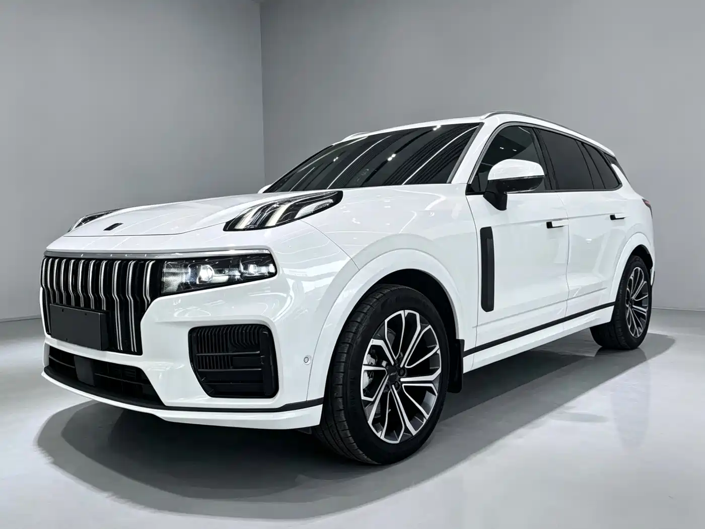 Lynk & Co 09 2024 2.0T 4WD Global Version 7-seater