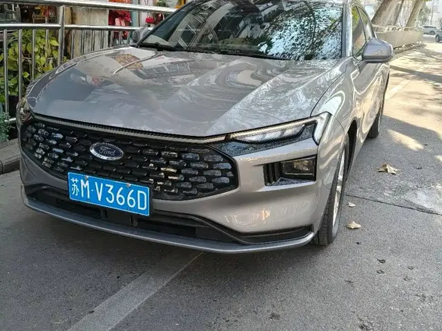 Ford Mondeo 2023 EcoBoost 180 Ultimate