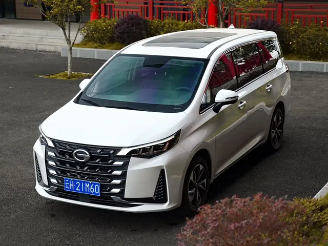 GAC Trumpchi M6 2023 PRO 270T DCT Premium Edition