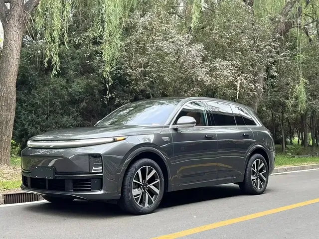 Li Auto L7 2023 Pro