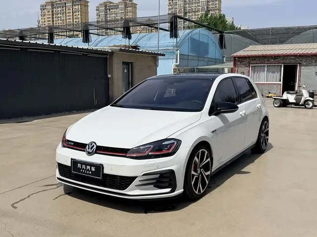 Volkswagen Golf GTI 2018 2.0TSI GTI