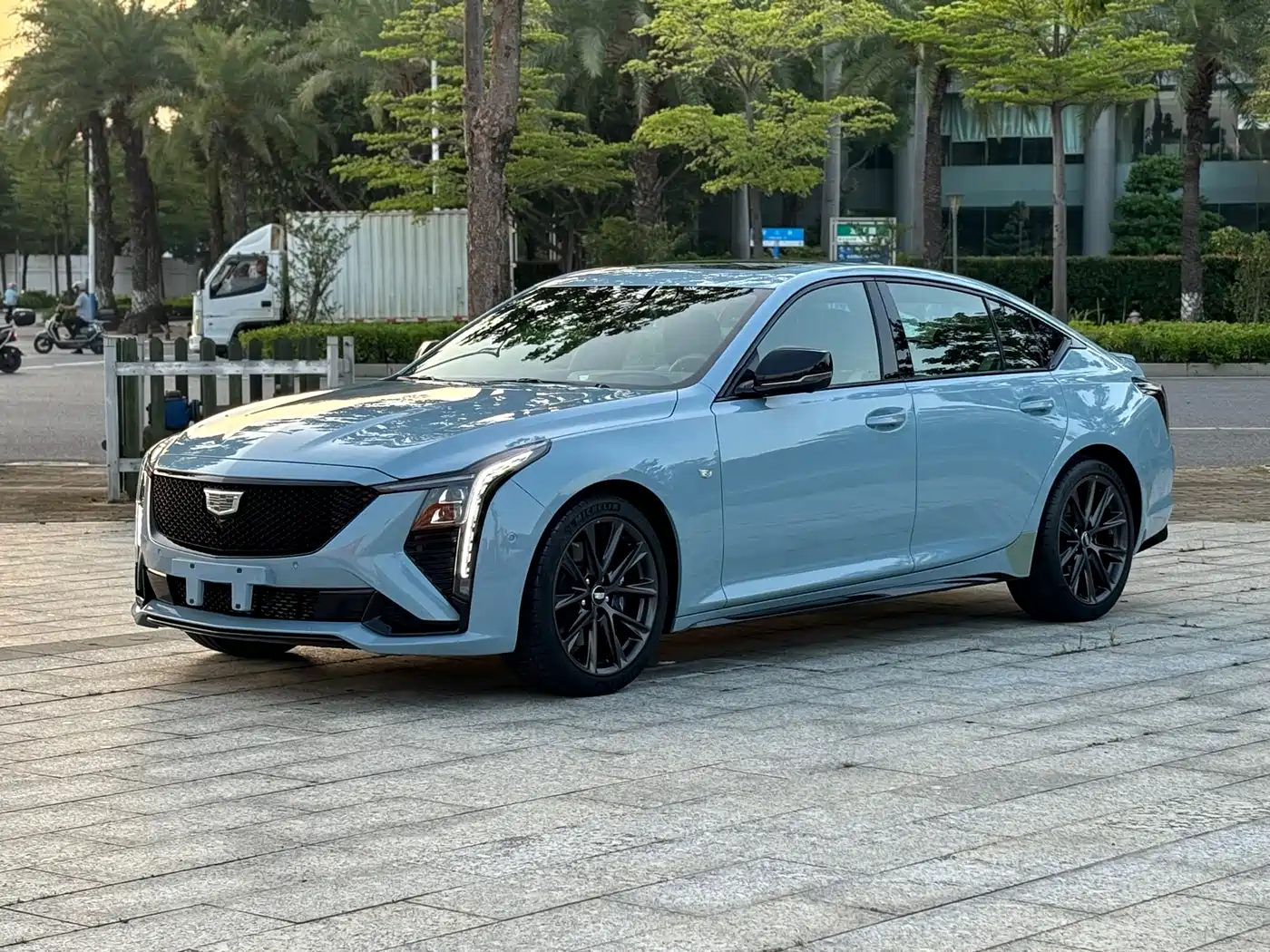 Cadillac CT5 2025 Model 28T Track Performance Edition + Peak Track Package