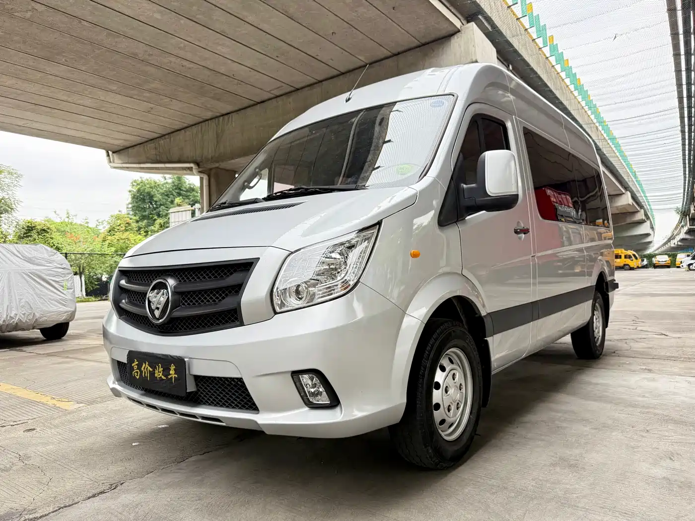 Foton Tuyano 2023 Lucky Elephant Multi-purpose 2.0T Manual Long Wheelbase Medium Roof Single Rear Tire 5/6/7/9-seater