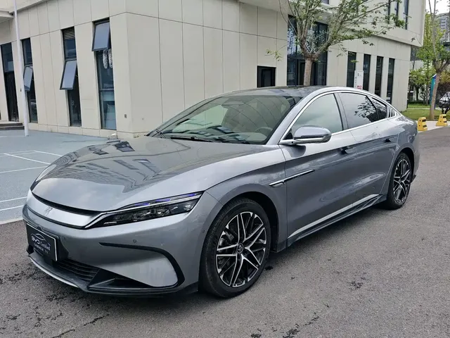 BYD Han 2025 EV Smart Driving Edition 701KM Honor Type