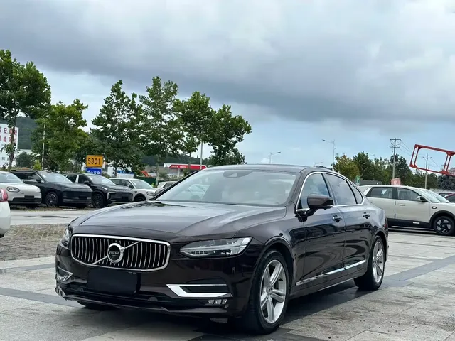 Volvo S90 2019 T5 Momentum