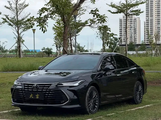 Toyota Avalon 2022 2.0L XLE Premium