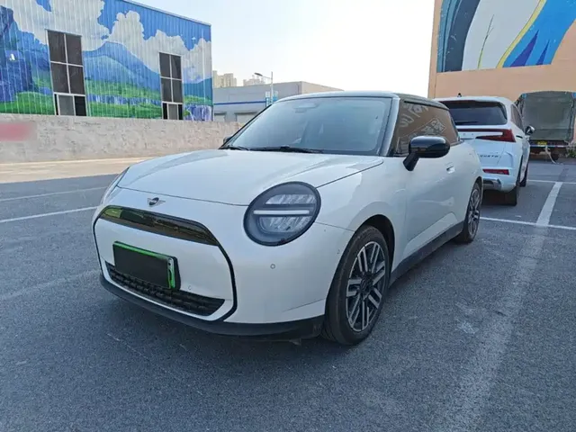 MINI Electric MINI COOPER 2025 Model 456km COOPER E Classic