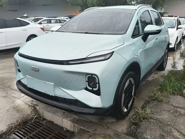 Geely Geometry E Firefly 2024 Model 301km Starlight