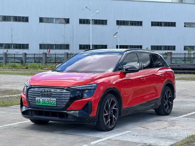Audi Q5 e-tron 2022 50 e-tron quattro edition one Art Collection Edition