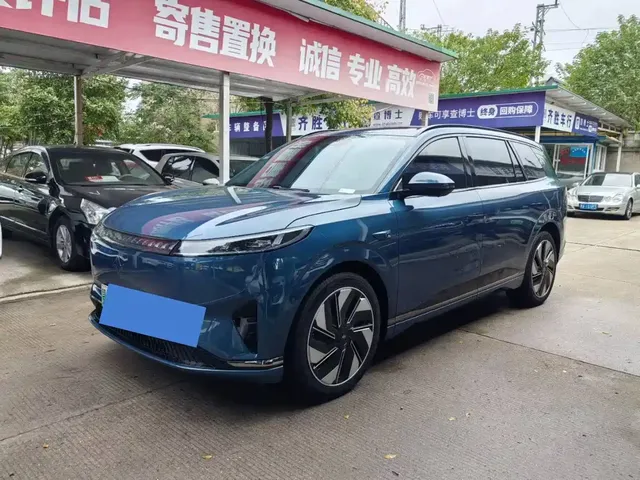 Dongfeng Yipai eπ008 2024 210Max Range Extender 6-Seater