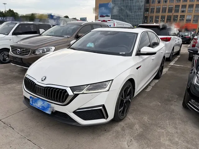 Škoda Octavia 2021 PRO TSI280 DSG Premium Edition