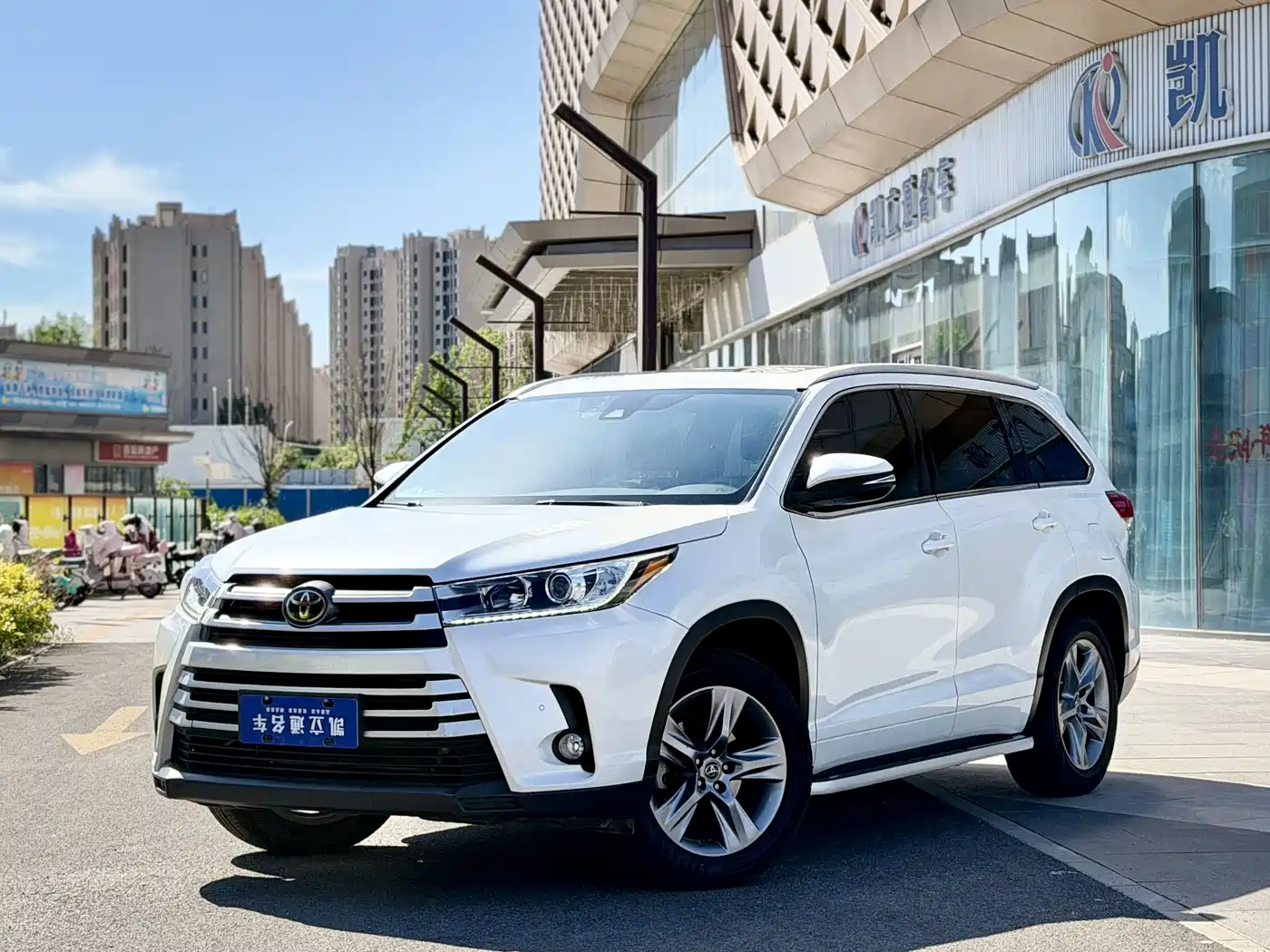 Toyota Highlander 2021 2.0T AWD Luxury 7-Seater