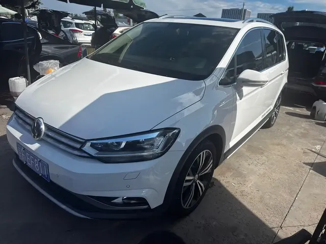 Volkswagen Touran 2021 Touran L 280TSI DSG Cross Edition 7-seater