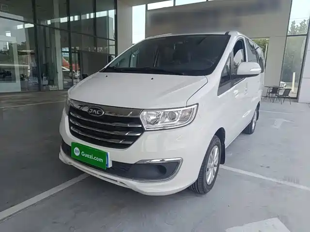 JAC Refine M3 2022 1.8L 7-Seater Standard