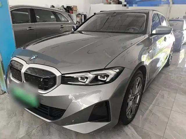 BMW i3 2022 eDrive 35 L