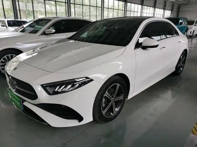 Mercedes-Benz A-Class 2023 A 200 L Fashion