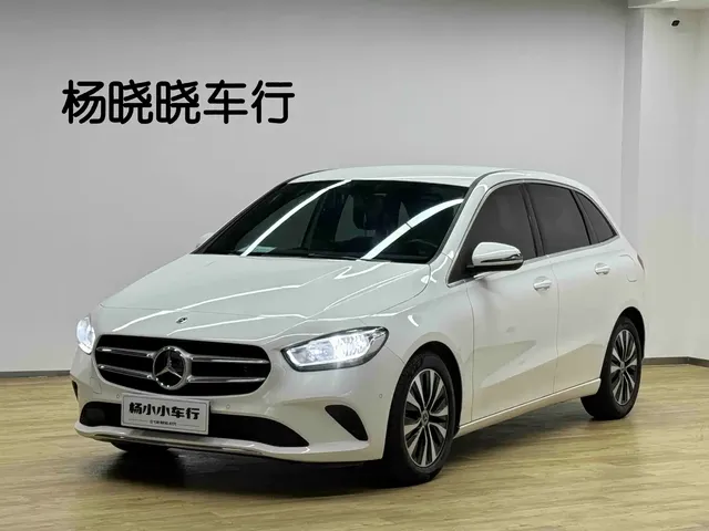 Mercedes-Benz B-Class 2022 B 180 Fashion