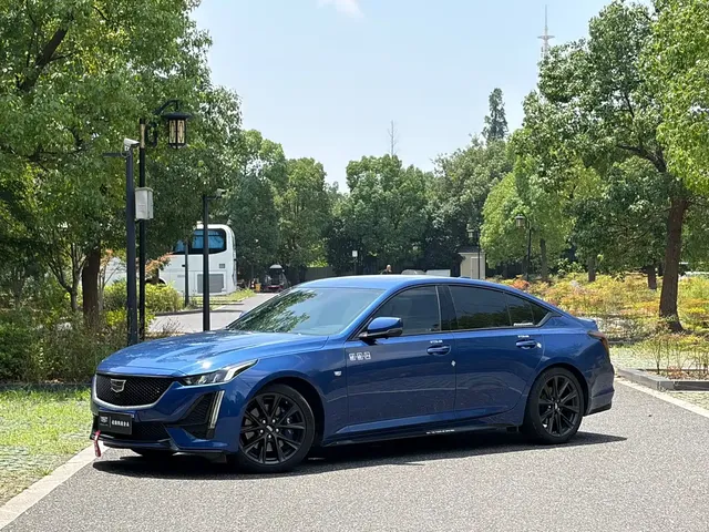 Cadillac CT5 2022 28T Platinum Super Cruise Edition