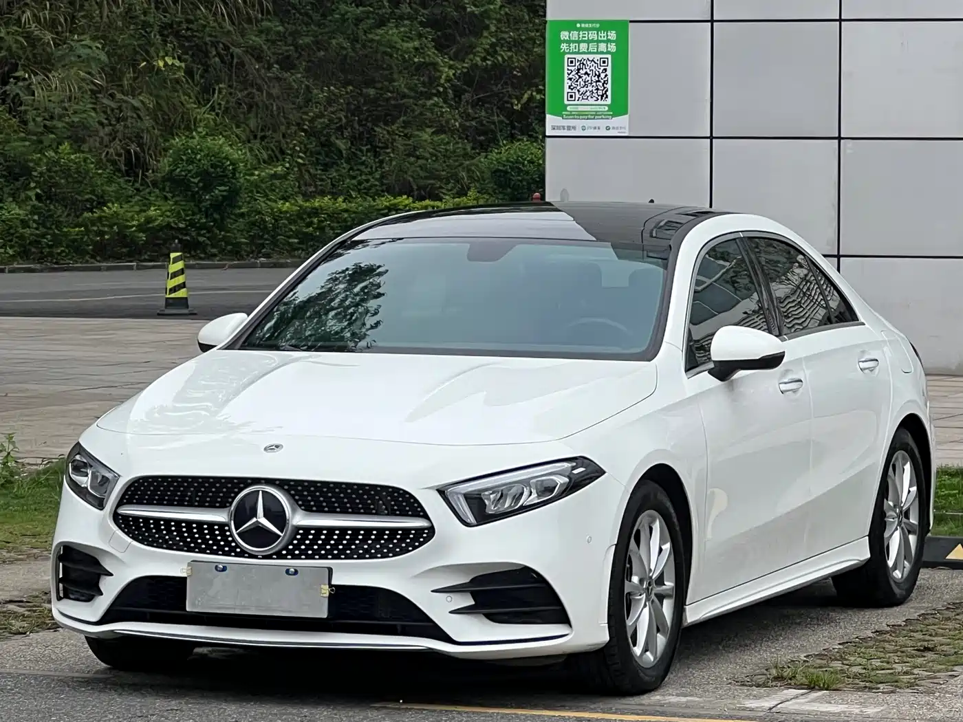 Mercedes-Benz A-Class 2022 Facelift II A 200 L Sport Sedan Fashion