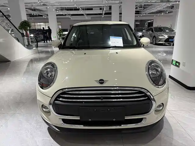 MINI MINI 2018 1.5T ONE PLUS