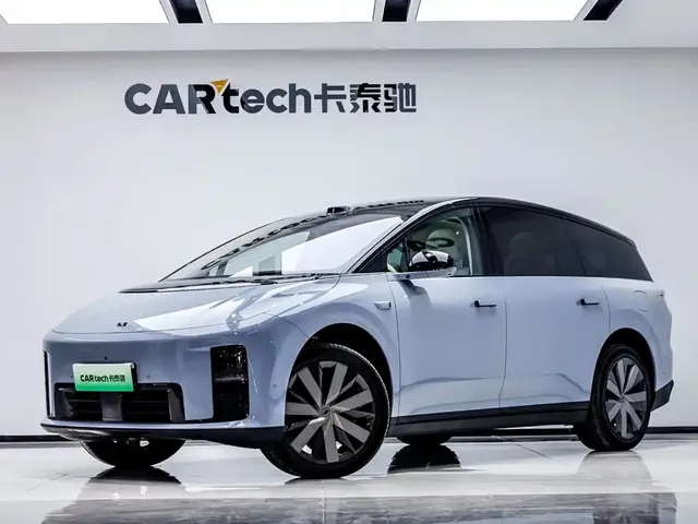 Li Auto Li i8 2025 Standard Edition