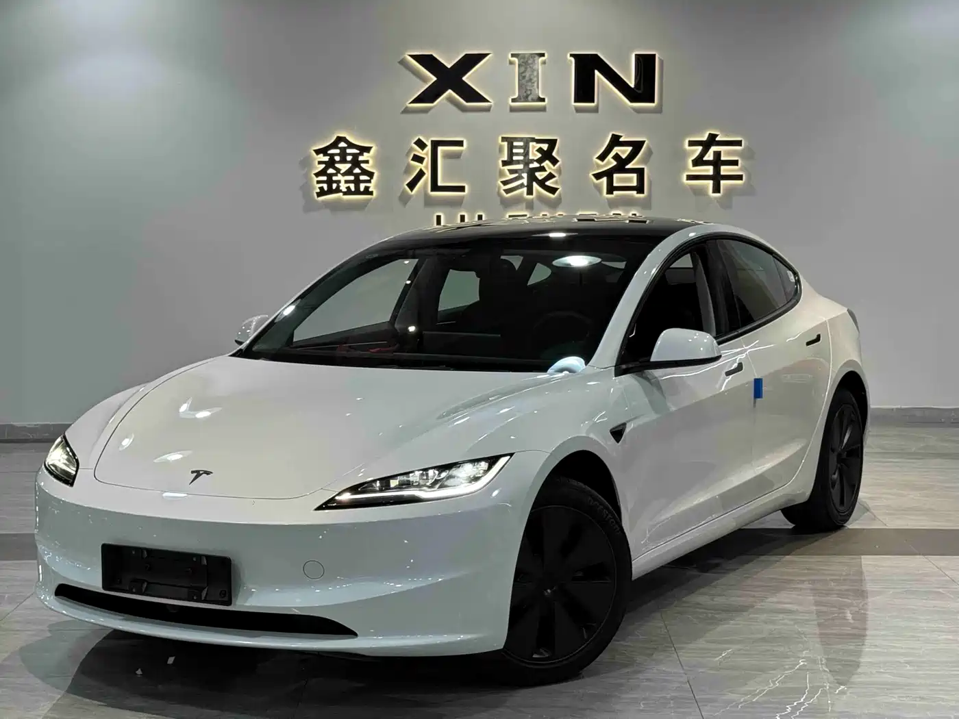 Tesla Model 3 2025 Model Year Facelift Rear-Wheel Drive