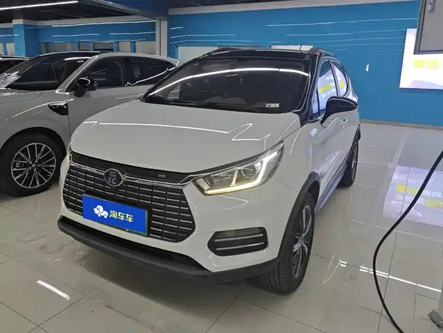 BYD Yuan New Energy 2018 EV360 Smart Connected Cool Edition
