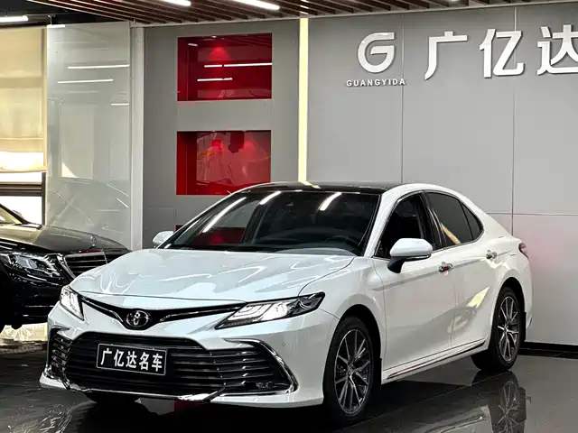 Toyota Camry 2023 2.5G Luxury Edition