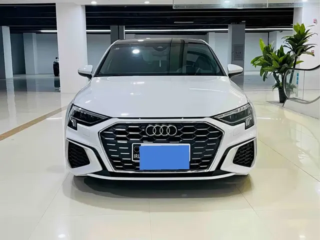 Audi A3 2024 Model Sportback 35 TFSI Fashion Sport
