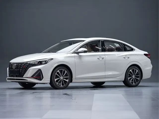 Changan Eado 2022 PLUS Blue Whale NE 1.4T GDI DCT Flagship