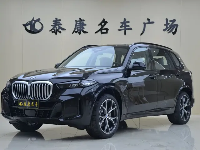 BMW X5 2026 Facelift xDrive 30Li Exclusive M Sport Shadowline Package