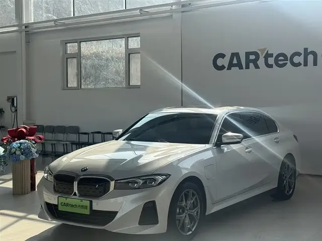 BMW i3 2024 eDrive 35 L