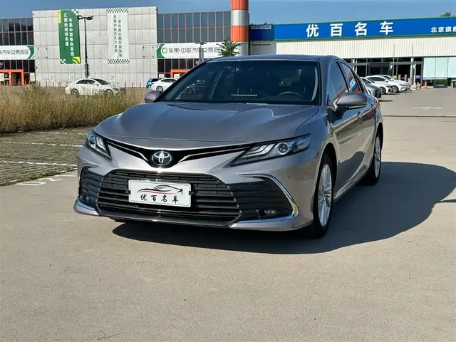 Toyota Camry 2021 2.0G Luxury Edition
