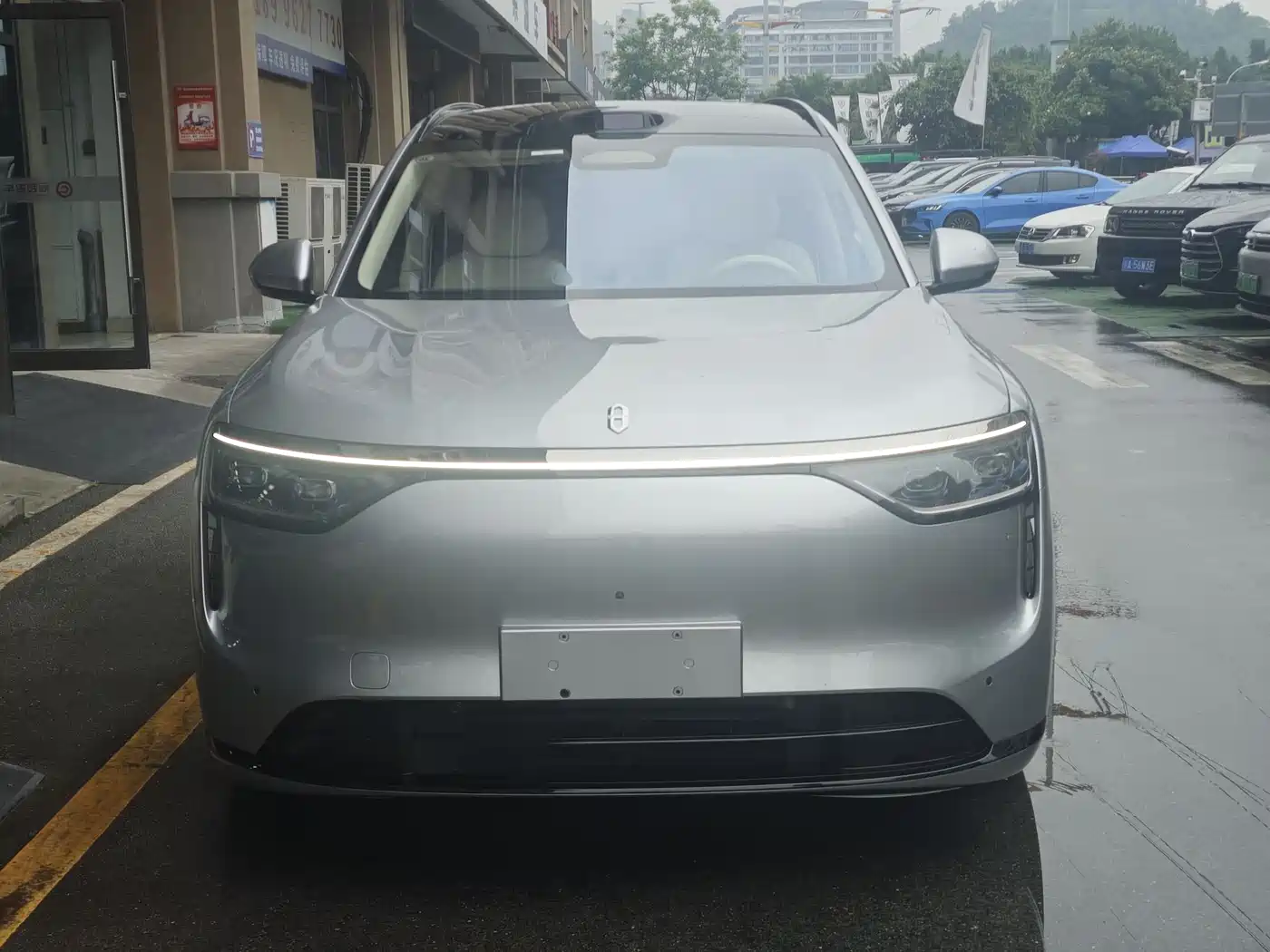AITO Wenjie AITO M8 2025 Extended Range Ultra 53.4kWh 6-Seater