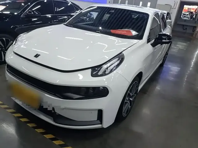 Lynk & Co 03 2021 2.0TD Auto Jin Plus