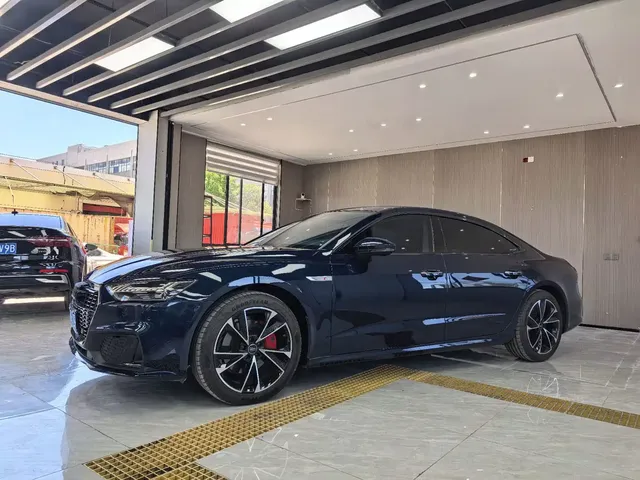 Audi A7L 2022 45 TFSI S-line Future Dream Edition
