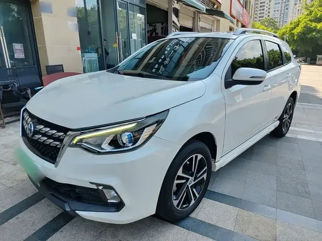 Venucia T70 2019 2.0L CVT Smart Enjoyment Edition China VI