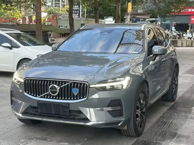 Volvo XC60 2022 B5 AWD Inscription