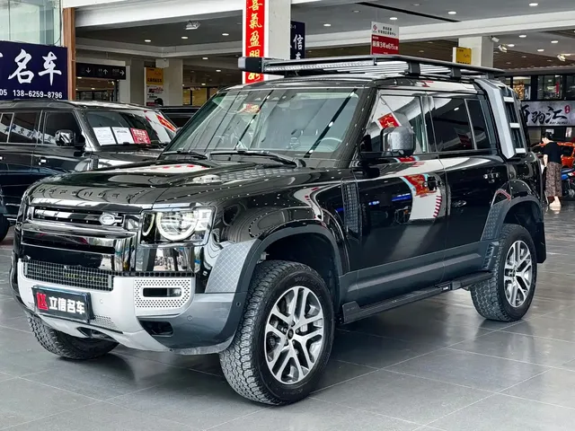 Land Rover Defender 2023 Model 110 3.0T P400 Dark Special Edition