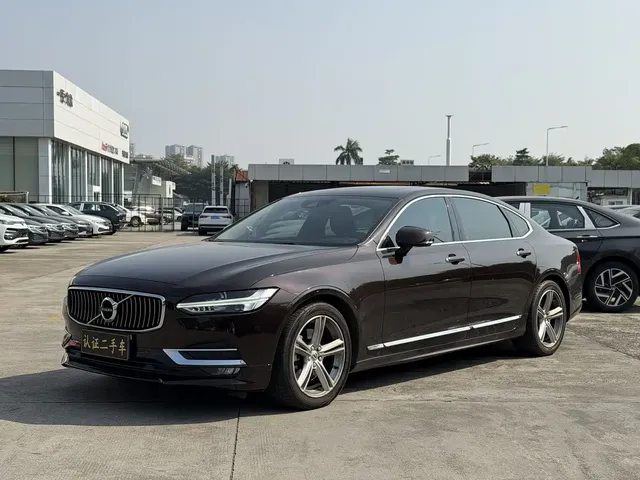 Volvo S90 2020 T5 Momentum Luxury Edition