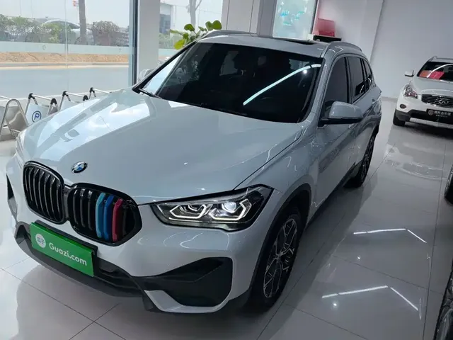 BMW X1 2022 sDrive25Li Leading