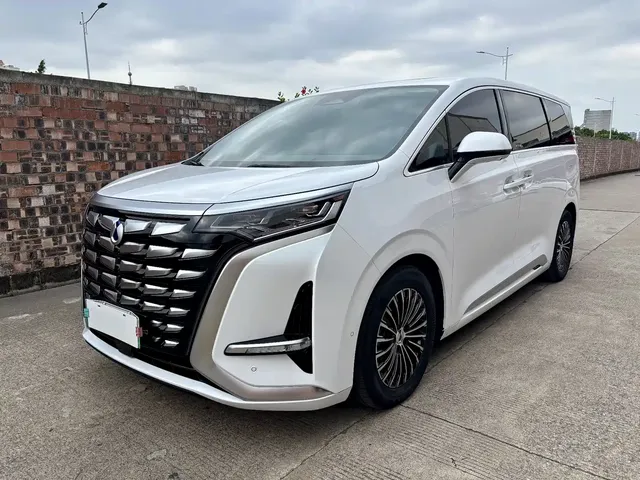 Denza D9 2022 DM-i 970 AWD Flagship
