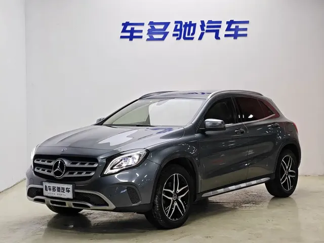 Mercedes-Benz GLA 2017 GLA 200 Fashion