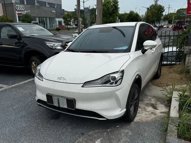 Nezha Auto Nezha V 2022 Trend 400 Lite